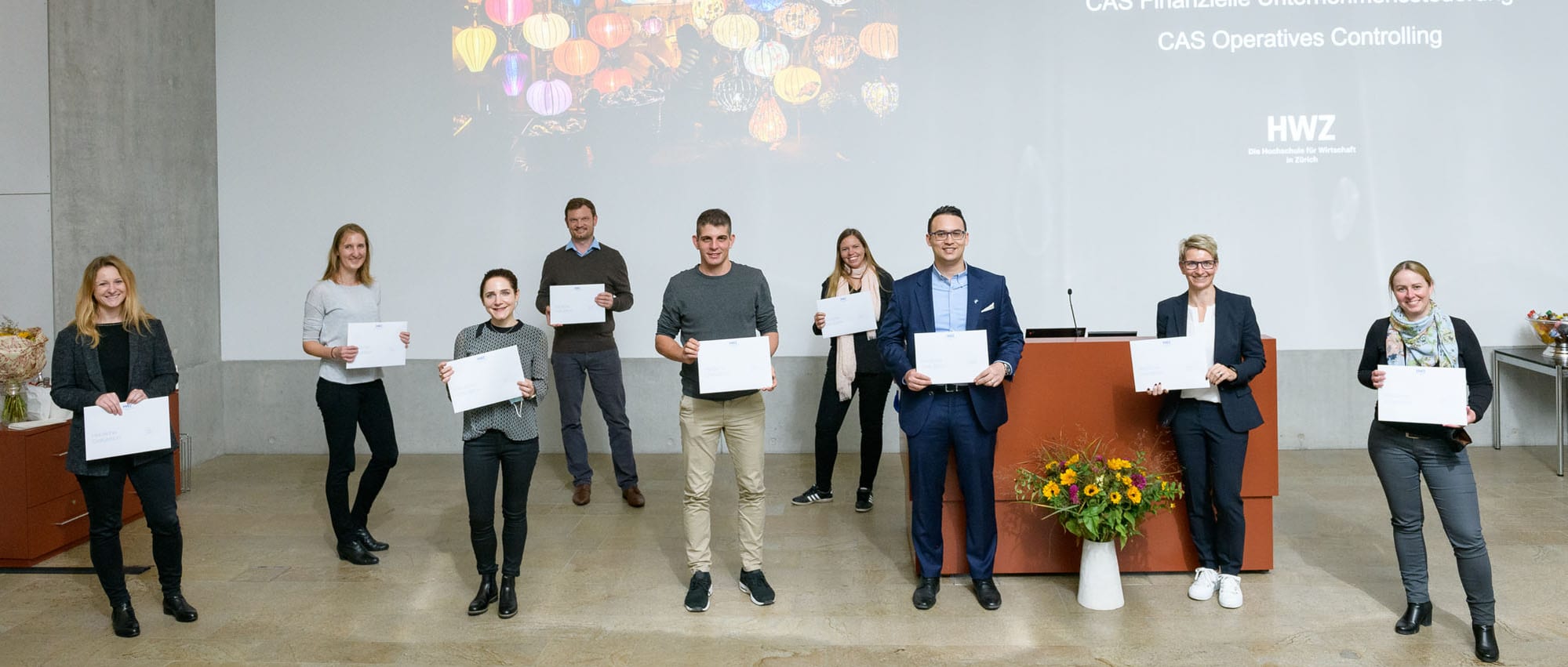Titelbild Finanz Zertifeier